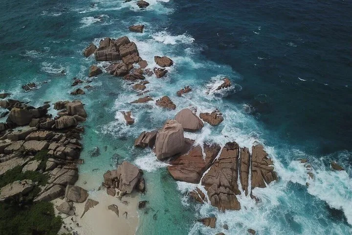 Anse Marron, a praia secreta de La Digue